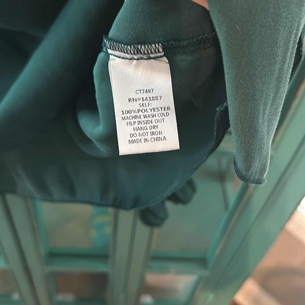 TCEC Silky Ruffle Blouse - Picture 4 of 5